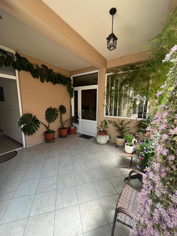 Apartmani Goran I Jelena Zec Budva Luaran gambar