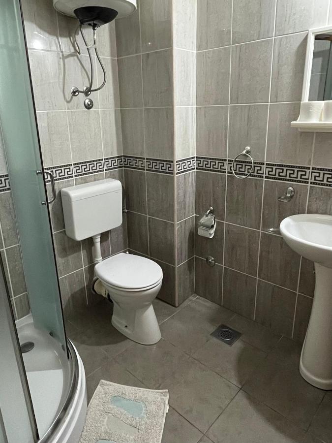 Apartmani Goran I Jelena Zec Budva Luaran gambar